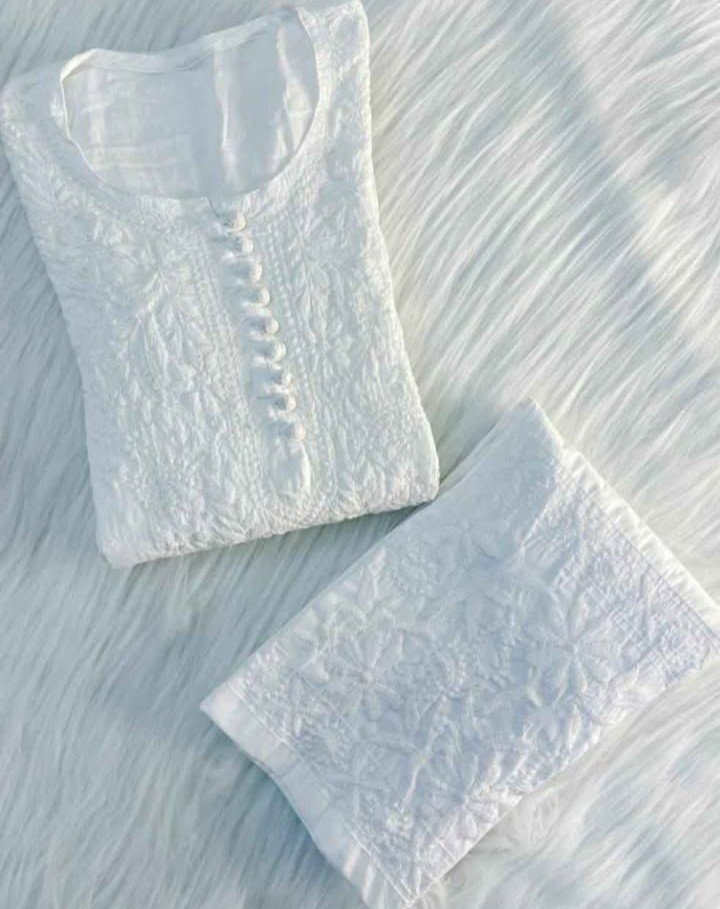Pure Chikankari Kurti And Pant Set - Image 7