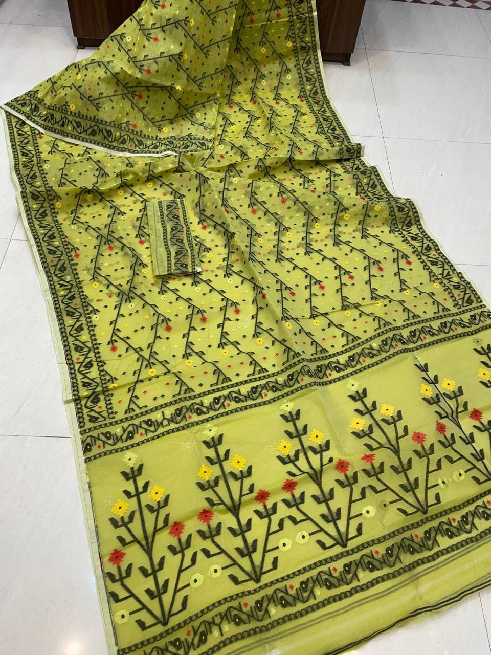 Resome Jamdani Saree - Image 8