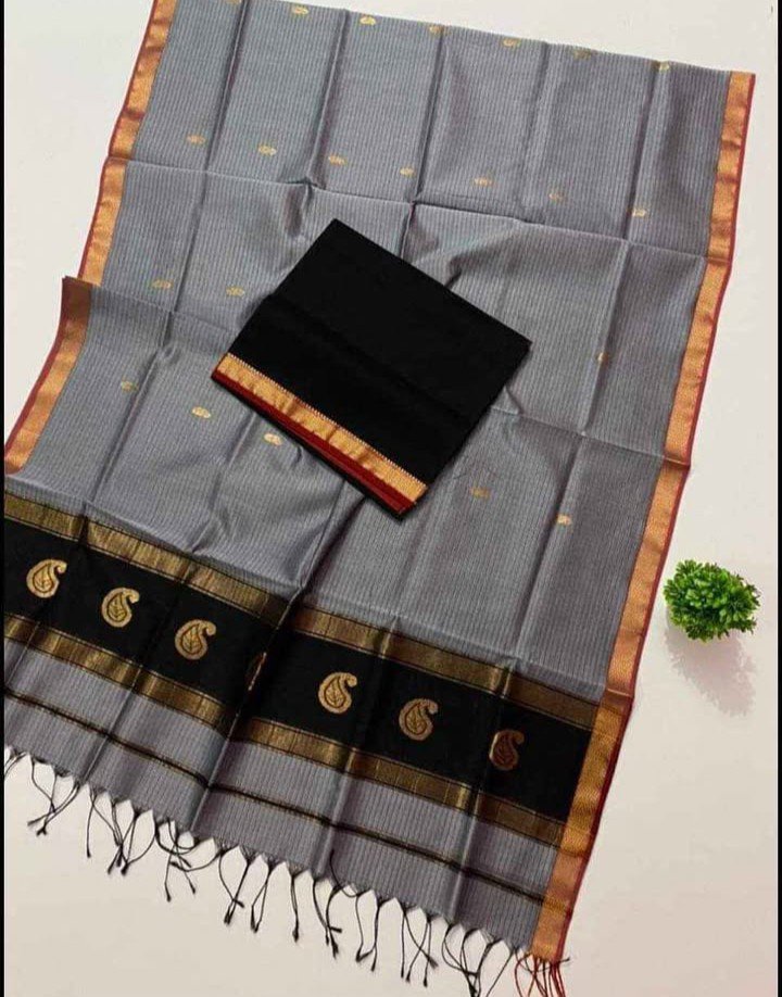 Pure Handloom Maheswari Kota Saree - Image 12
