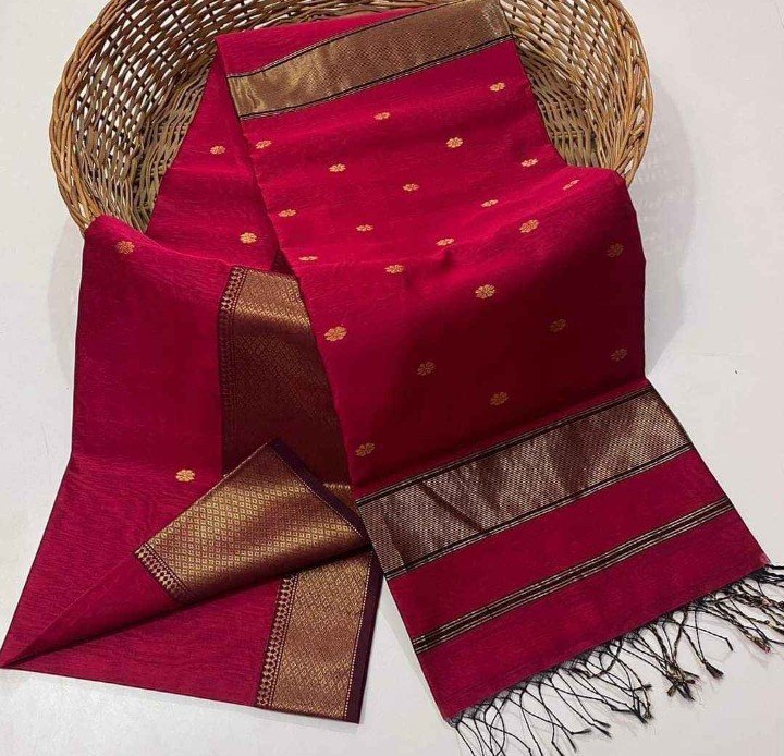 Pure Handloom Maheswari Cotton Silk Saree - Image 3
